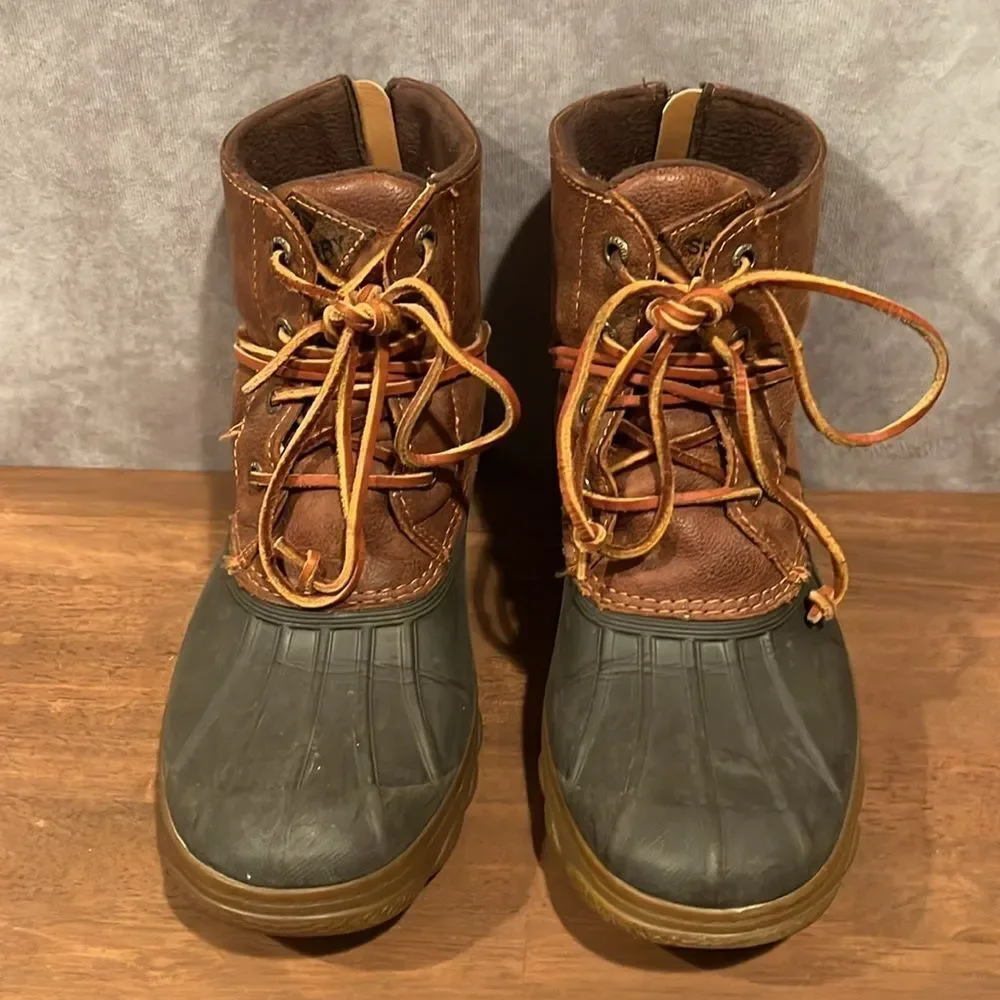 Sperry gently worn